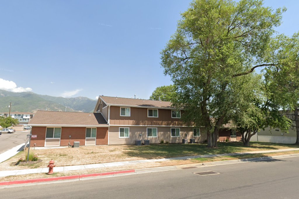 Jerry Burnett Apartments