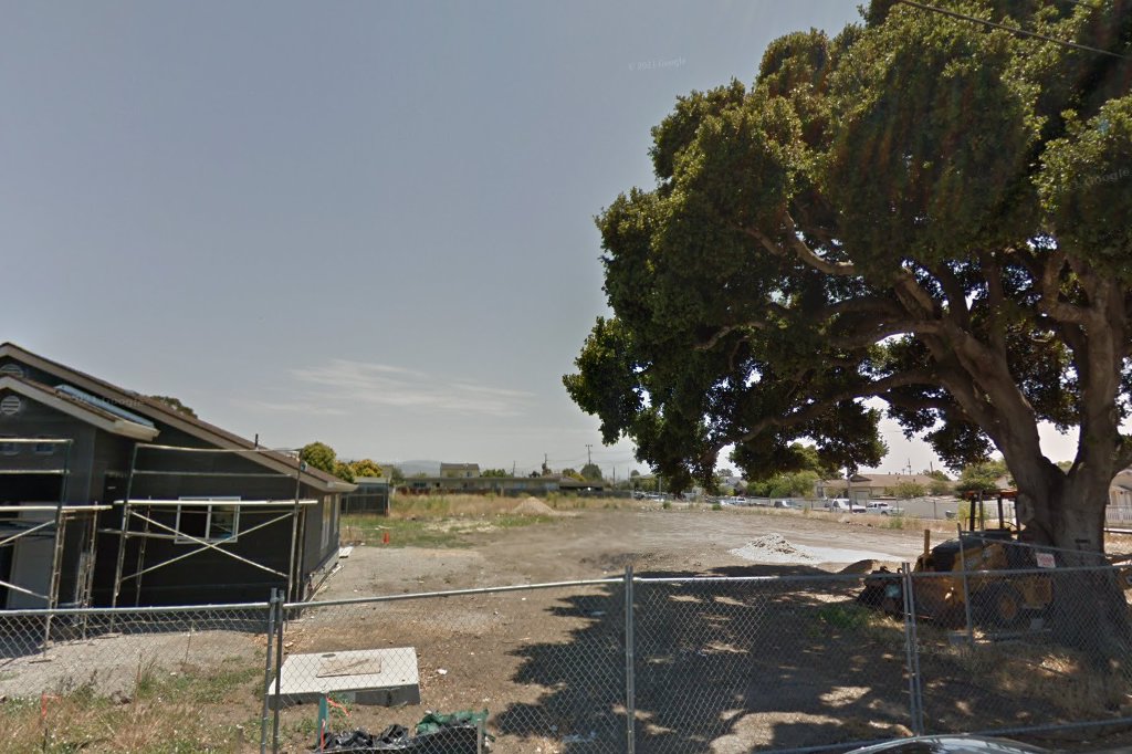 Wesley Oaks Apartments