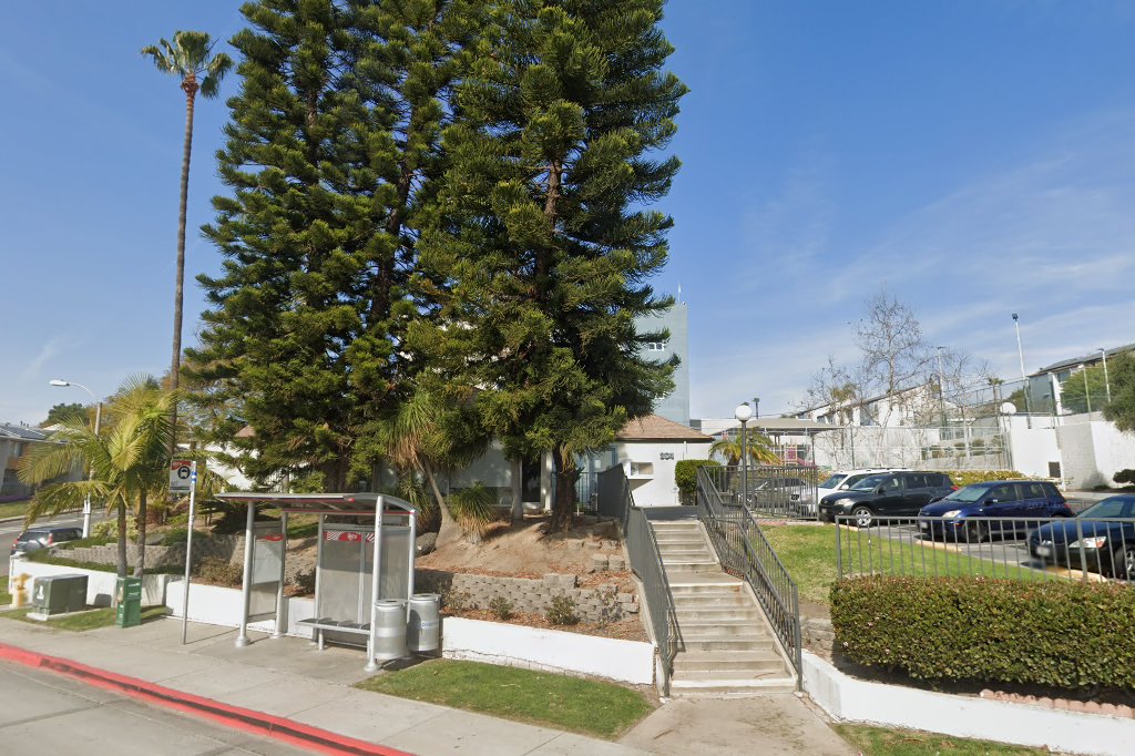 Villa Nueva Apts.