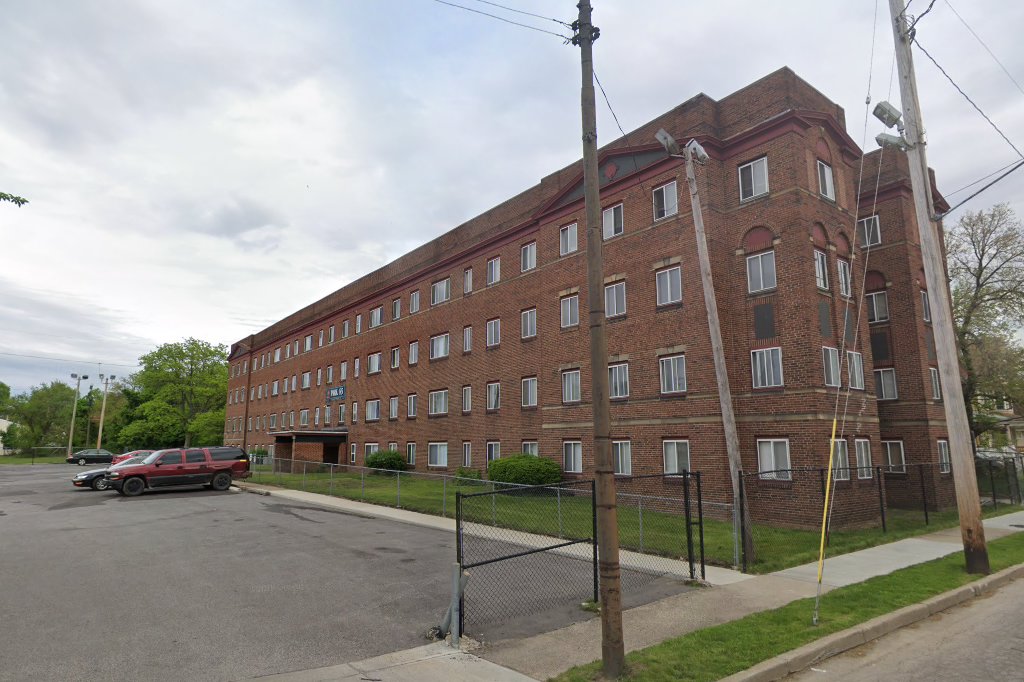 Park 85 Apts