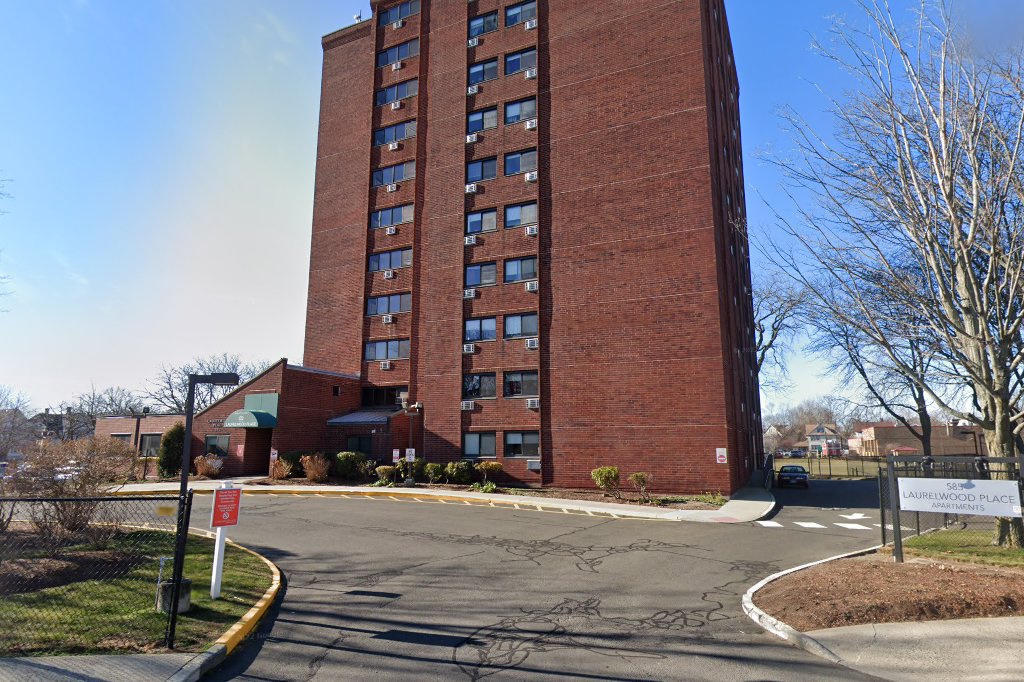 Laurelwood Place Apts.