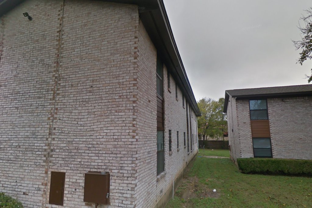 Sabine Place Apts