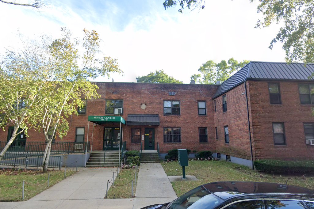 Montauk Apartments
