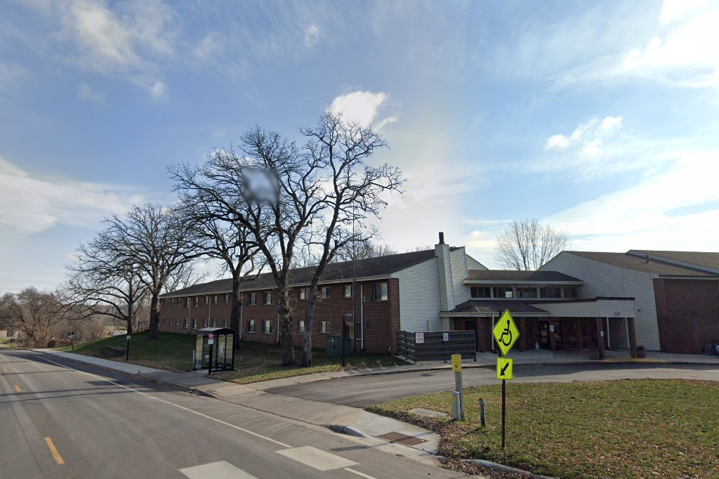 La Paz Community Apartments