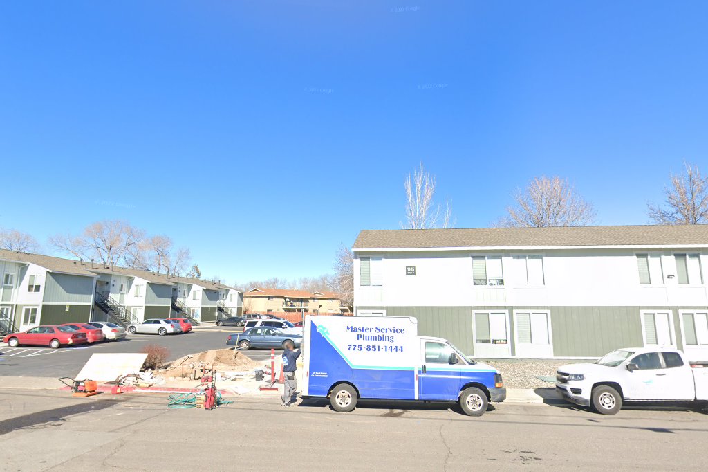 Pinewood Terrace Apts