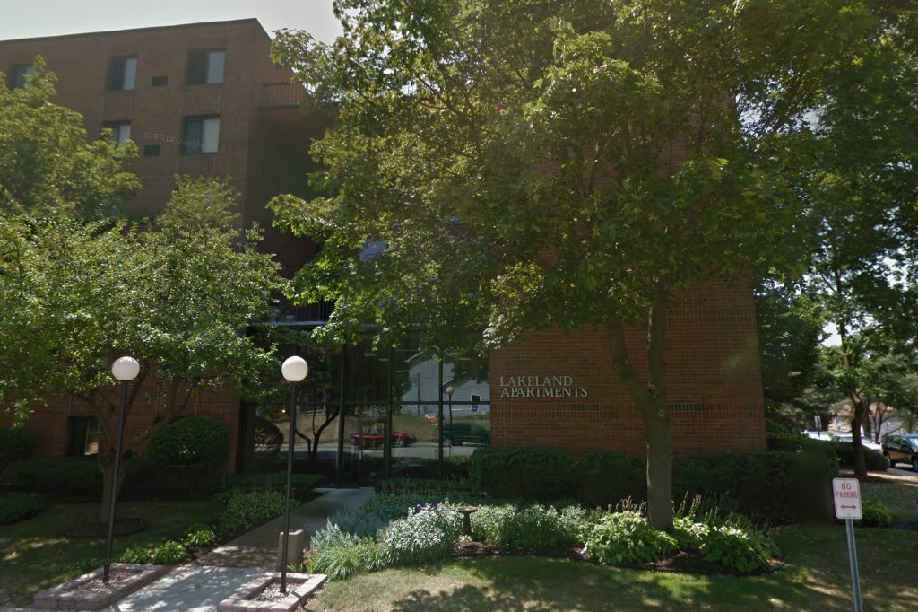 Lakeland Apartments