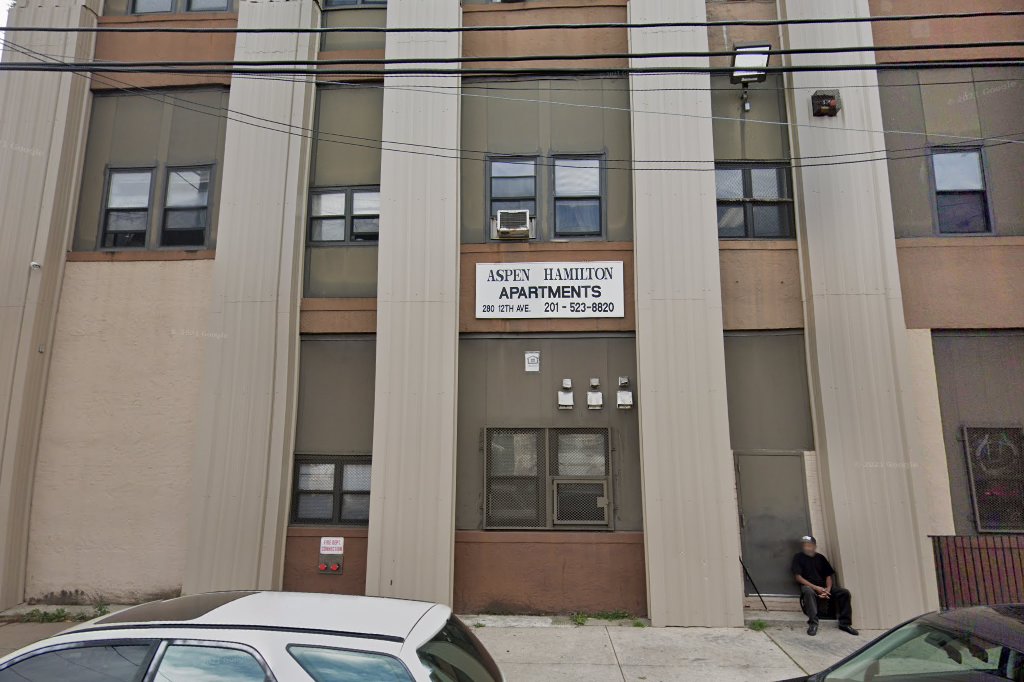 Aspen Hamilton Apt