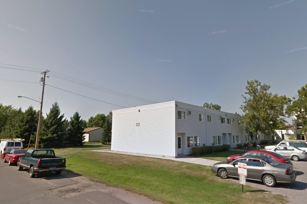 Birch Court Apartments