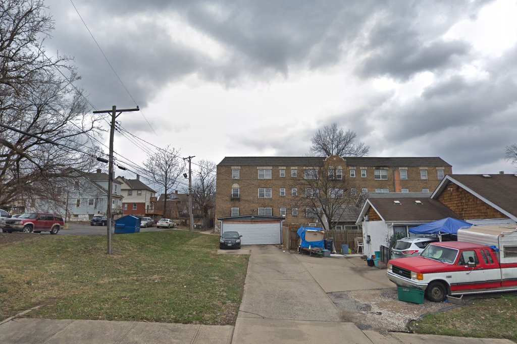 Avon Apts