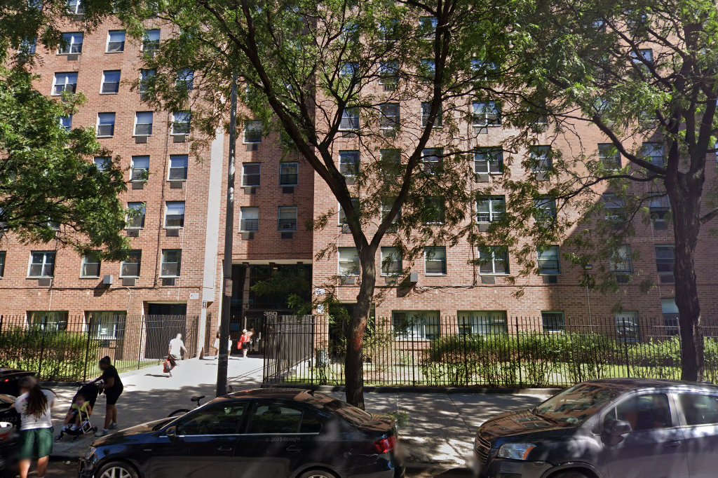 Thessalonica Court Apartments