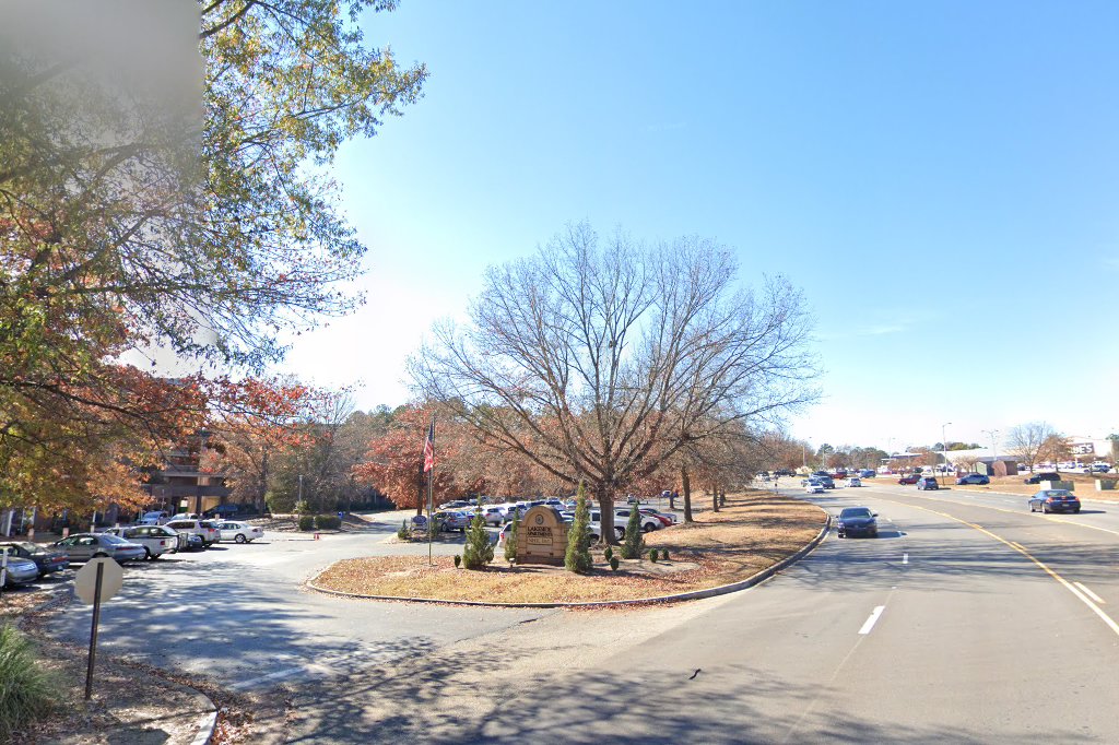 Lakeside Apartments