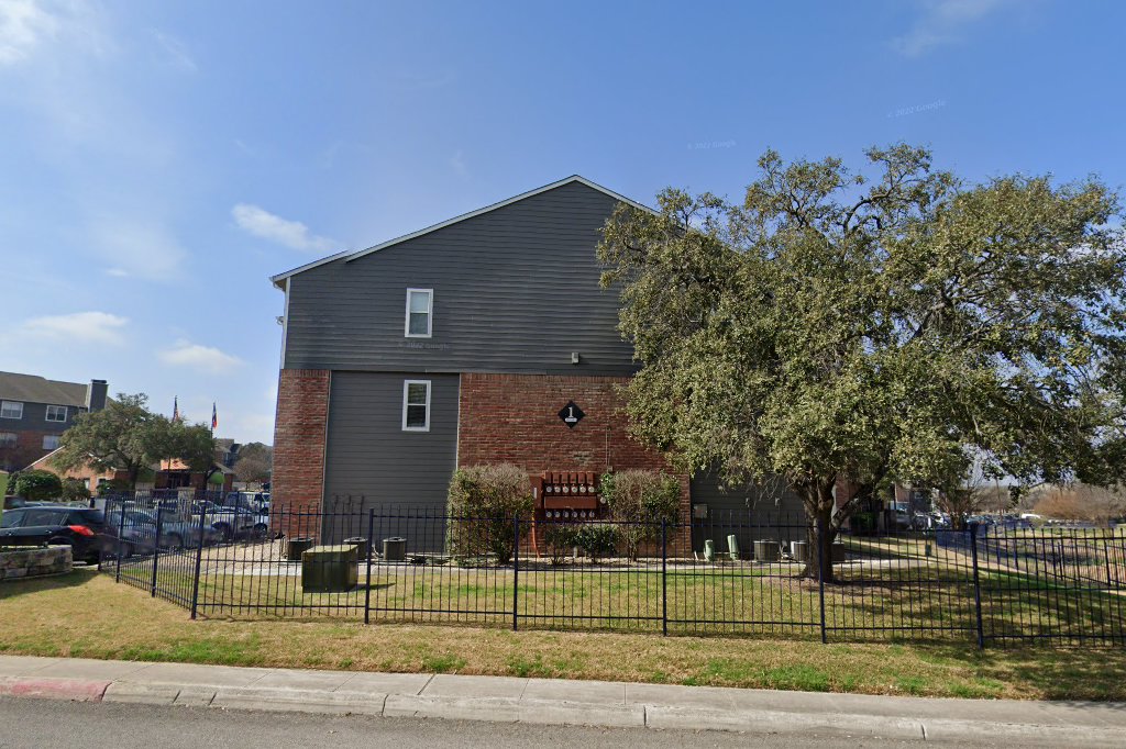 One at Oaks of Northgate
