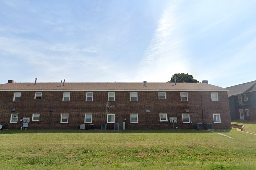 Pine Manor Apartments