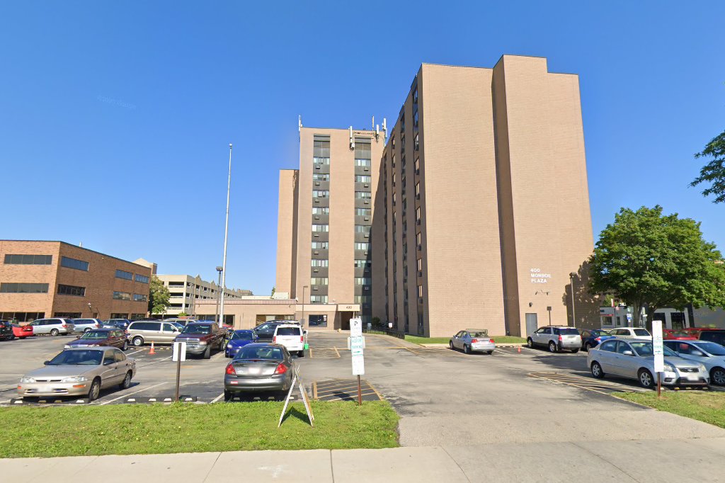 Monroe Plaza Apartments