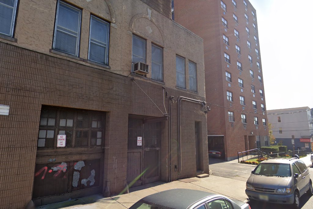 Cambridge Apts