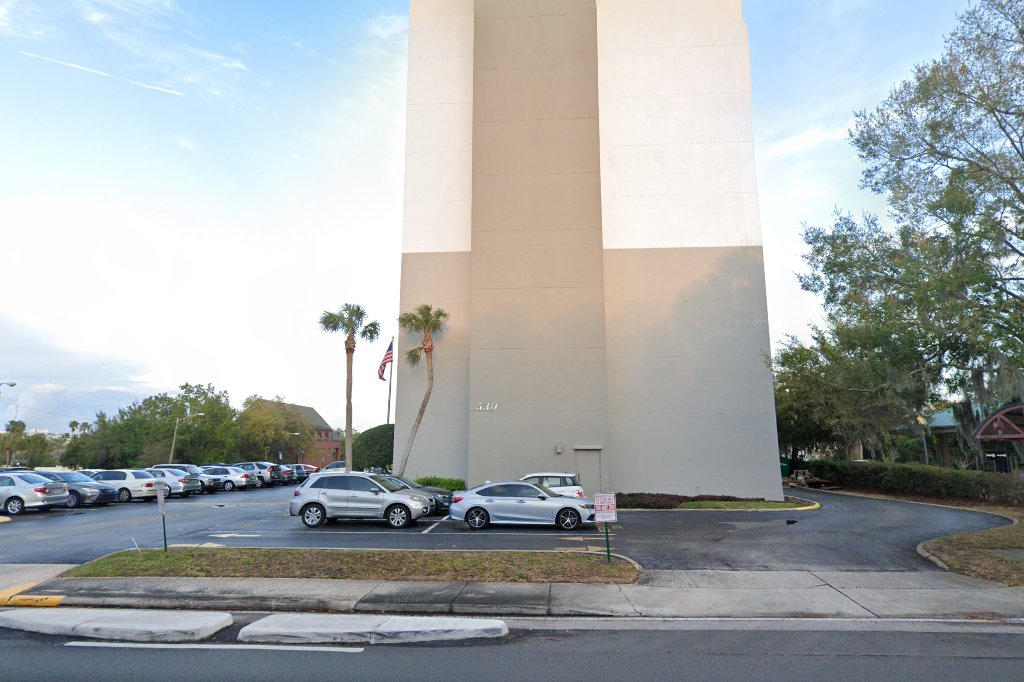 Lakeland Presbyterian Apts