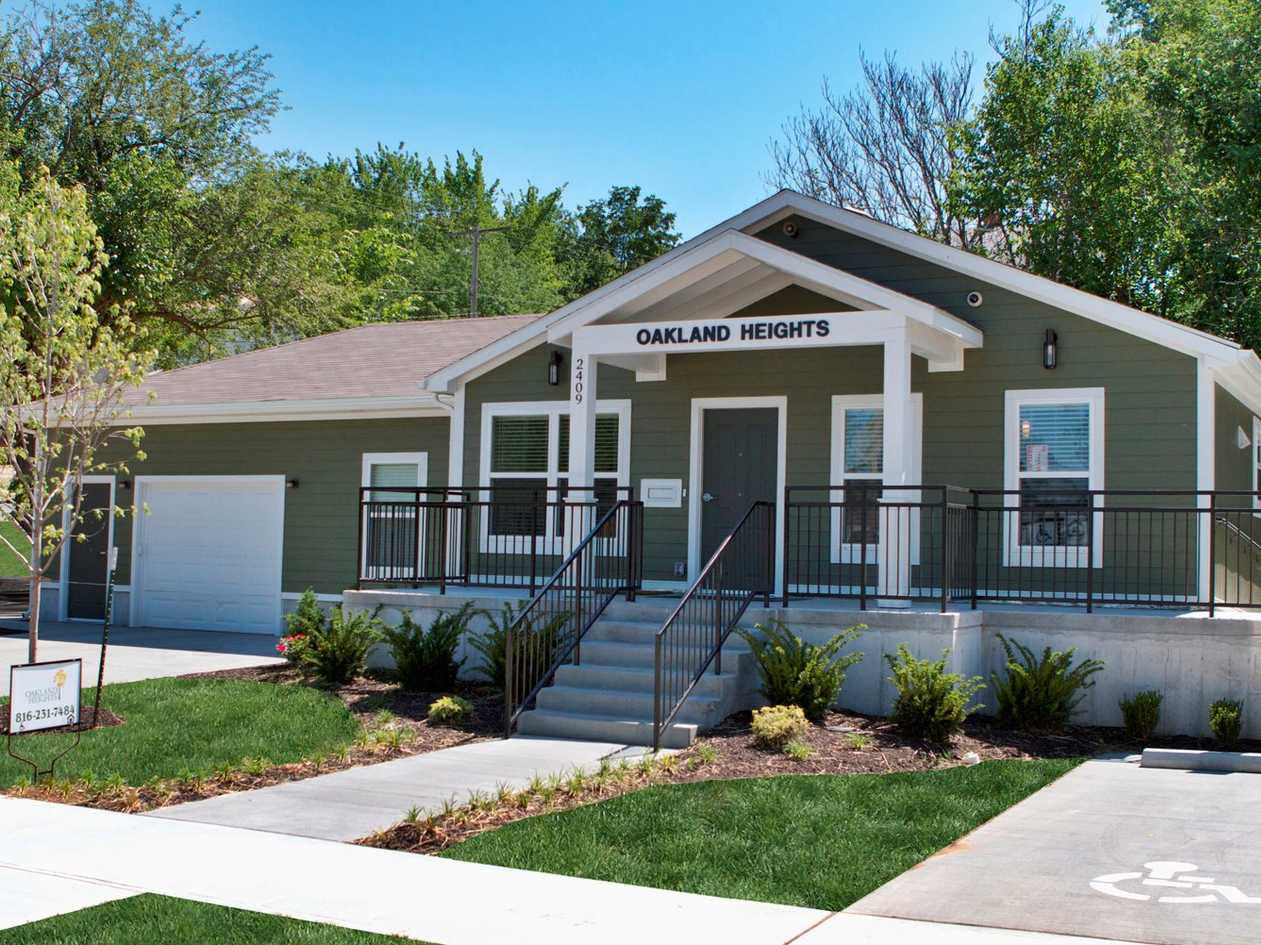 Oakland Heights Apartments - MO