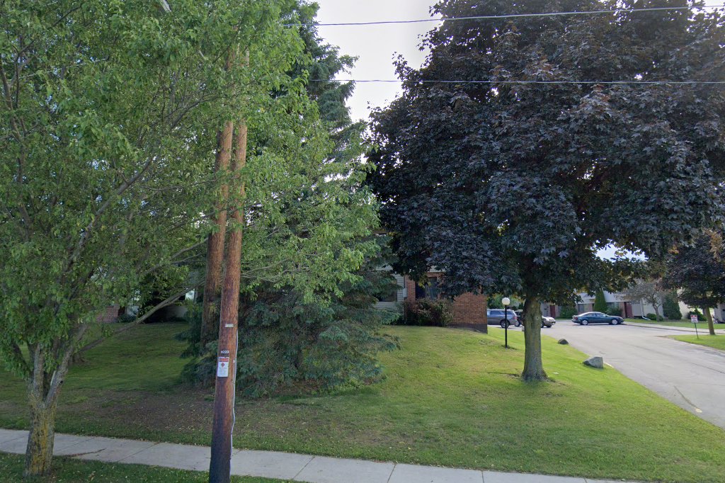 Hawthorne Woods Apartments