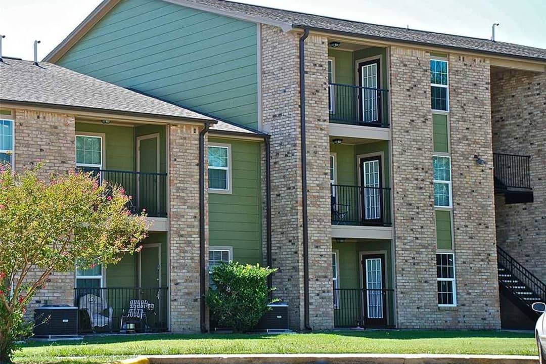 Pebble Creek Apartments