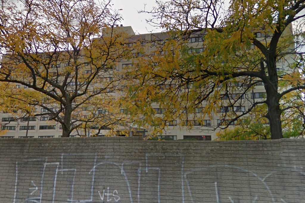 Warren Plaza