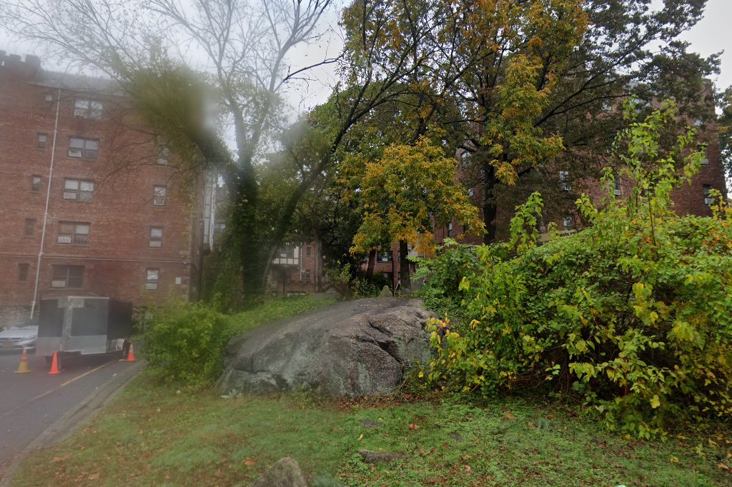 Oakwood Gardens