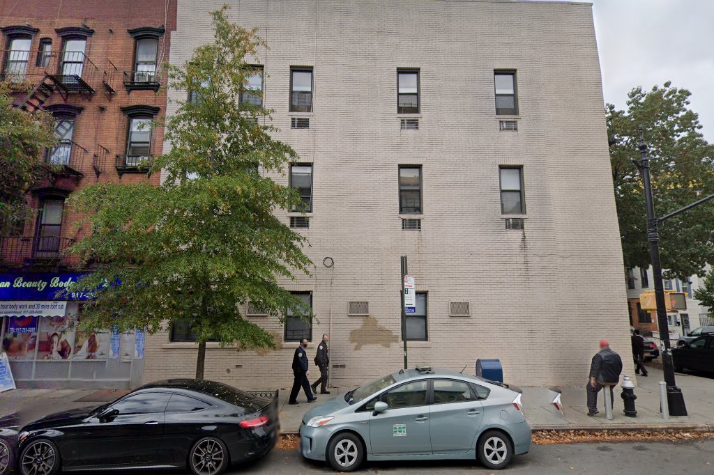 1085 Manhattan Development