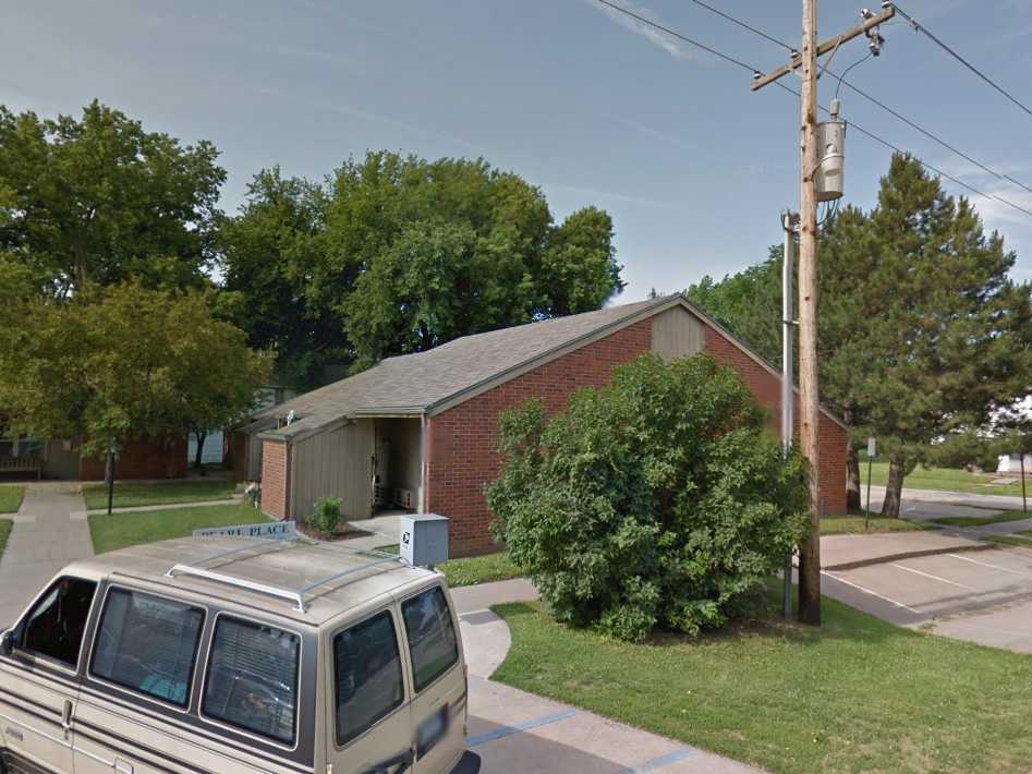 Pearl Place Apartments - KS