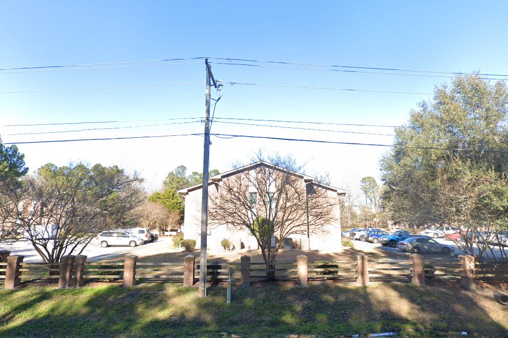 Fox Creek Apartments