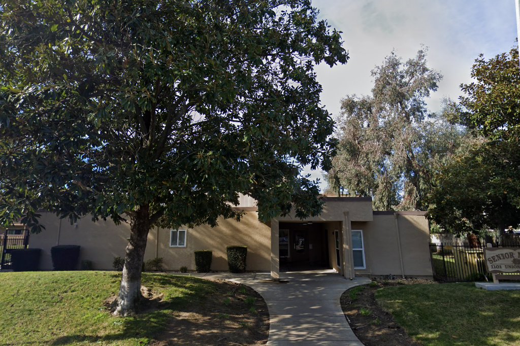 Senior Manor - Fairfield