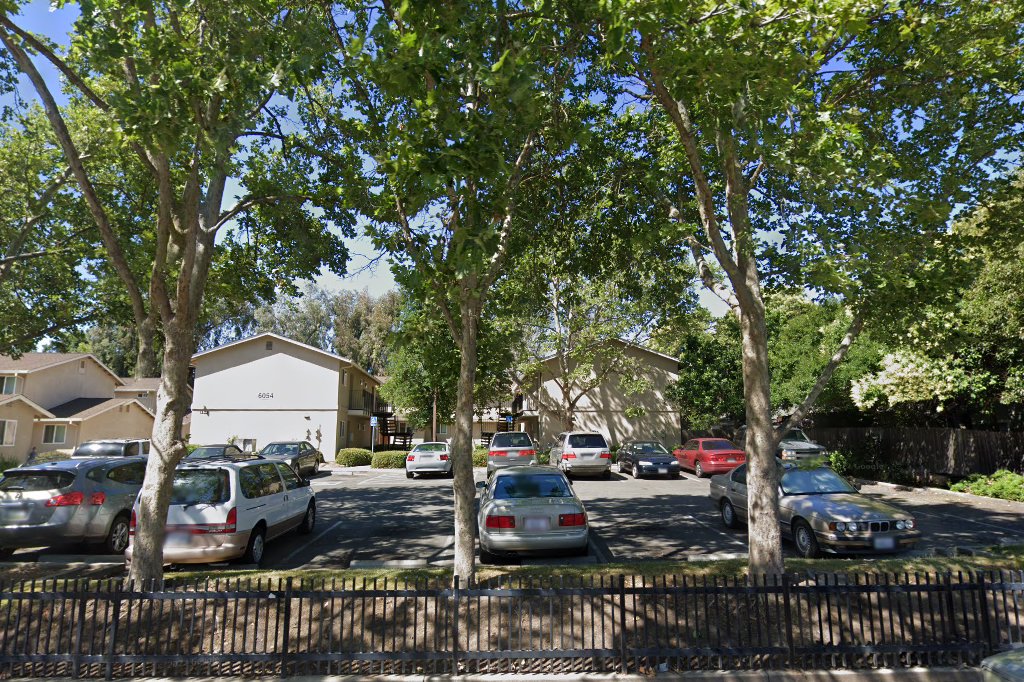 Sierra Hills Apartments