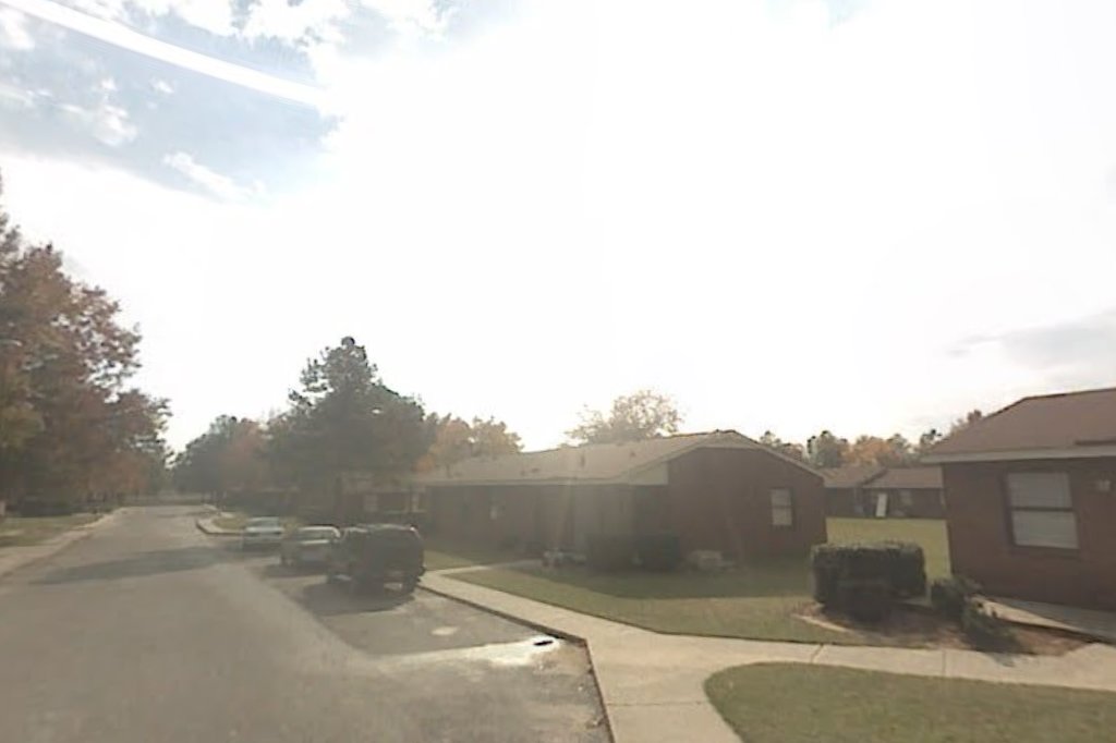 Pinewood Apartments