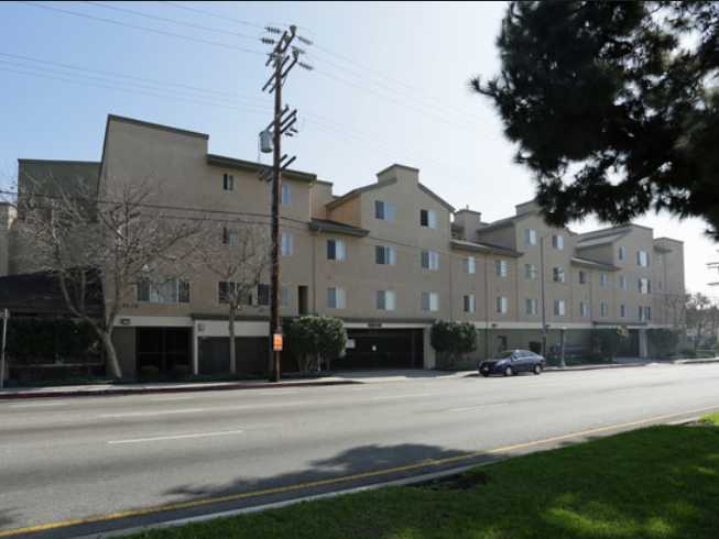 Academy Hall Apartments