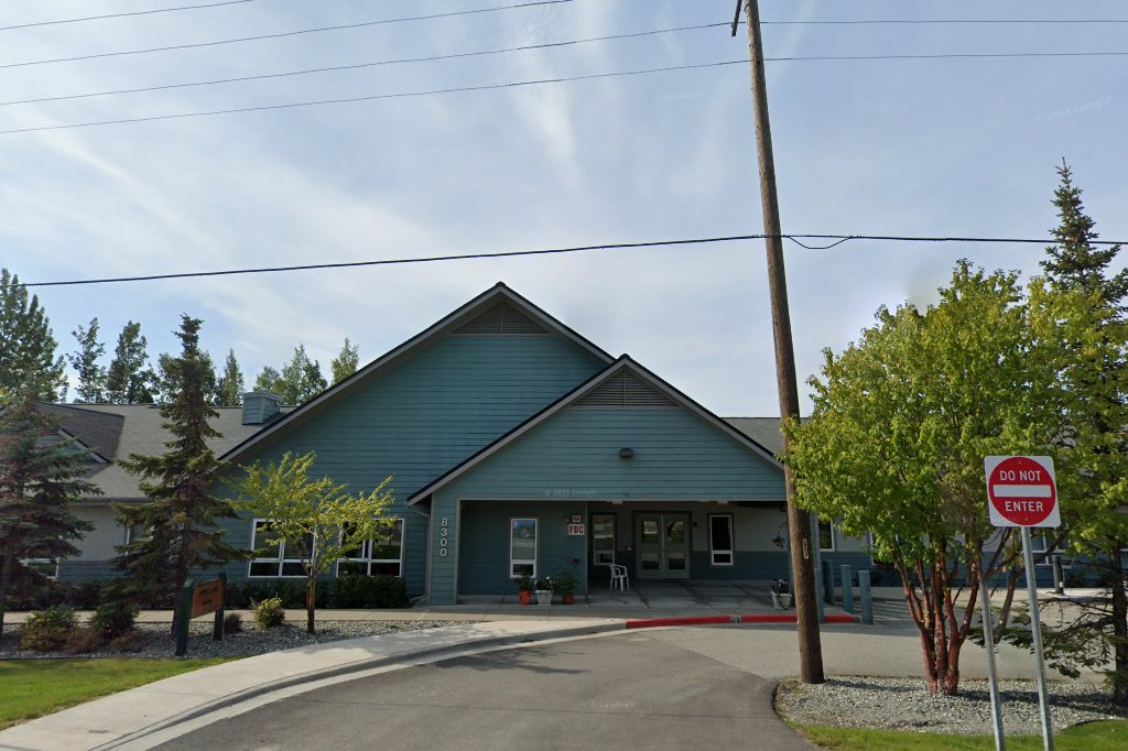 Jewel Lake Plaza