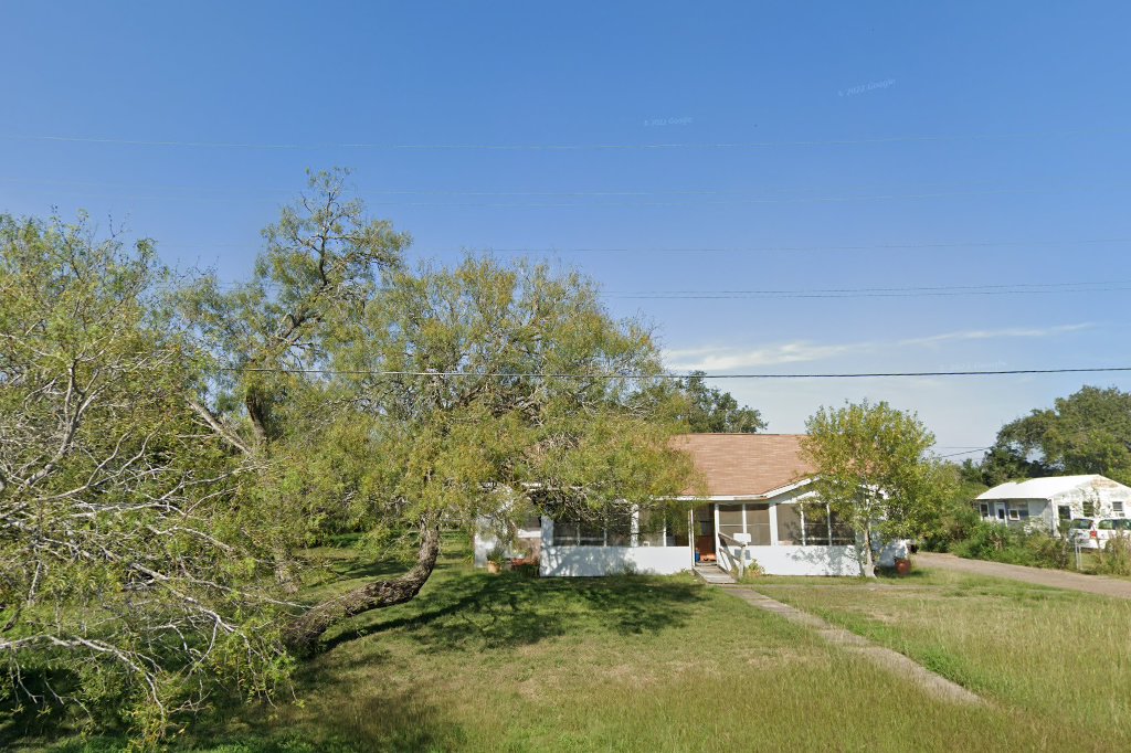 Sinton West Apts