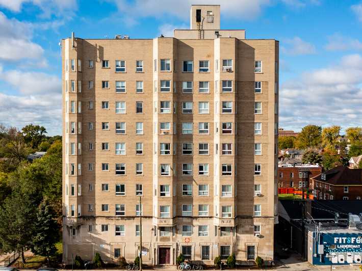 Lee Crest Affordable Apartments