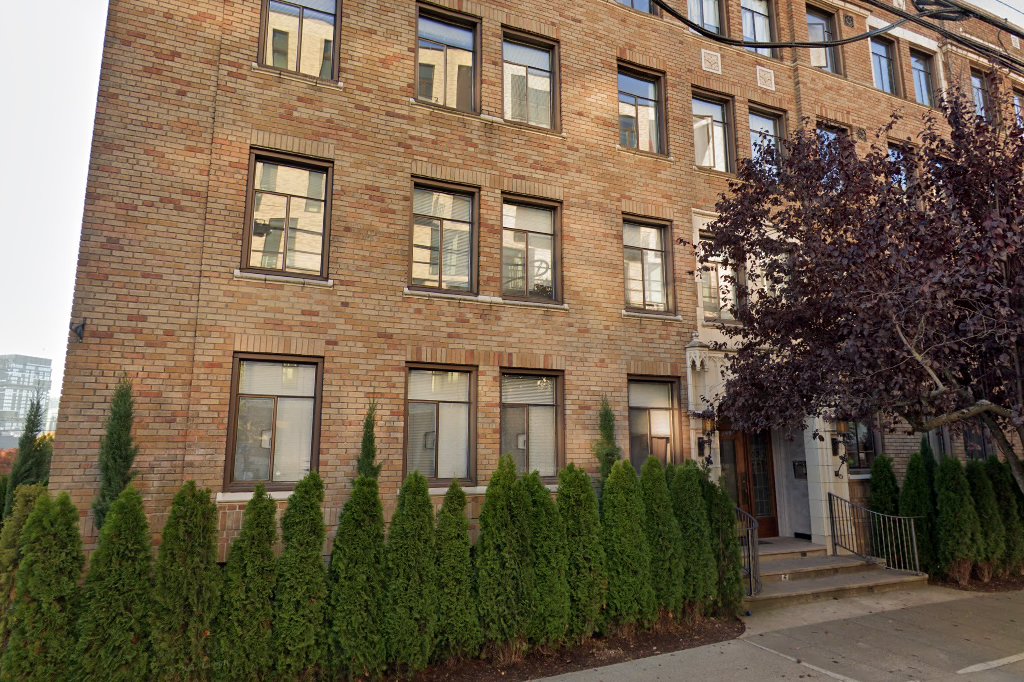 La Salle Affordable Apartments