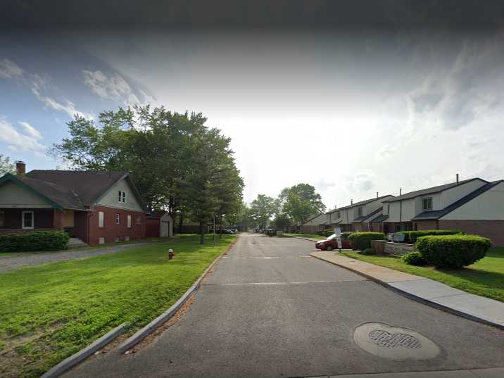 Douglas Square Apartments