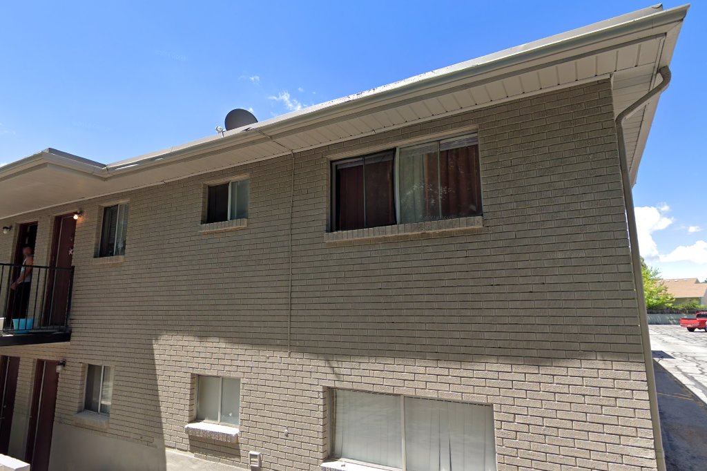 Jordanaire Apartments