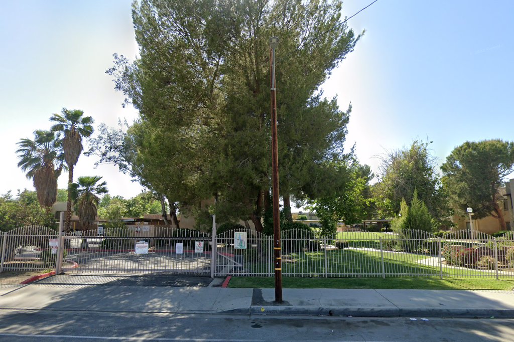 Desert View Apts