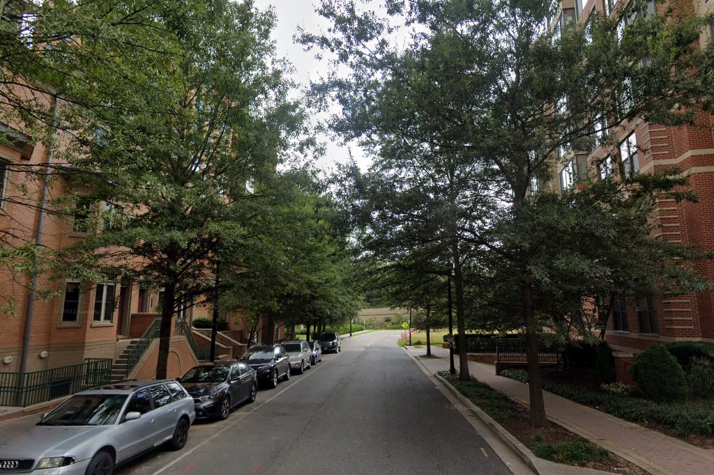 The Frederick At Courthouse Apartments
