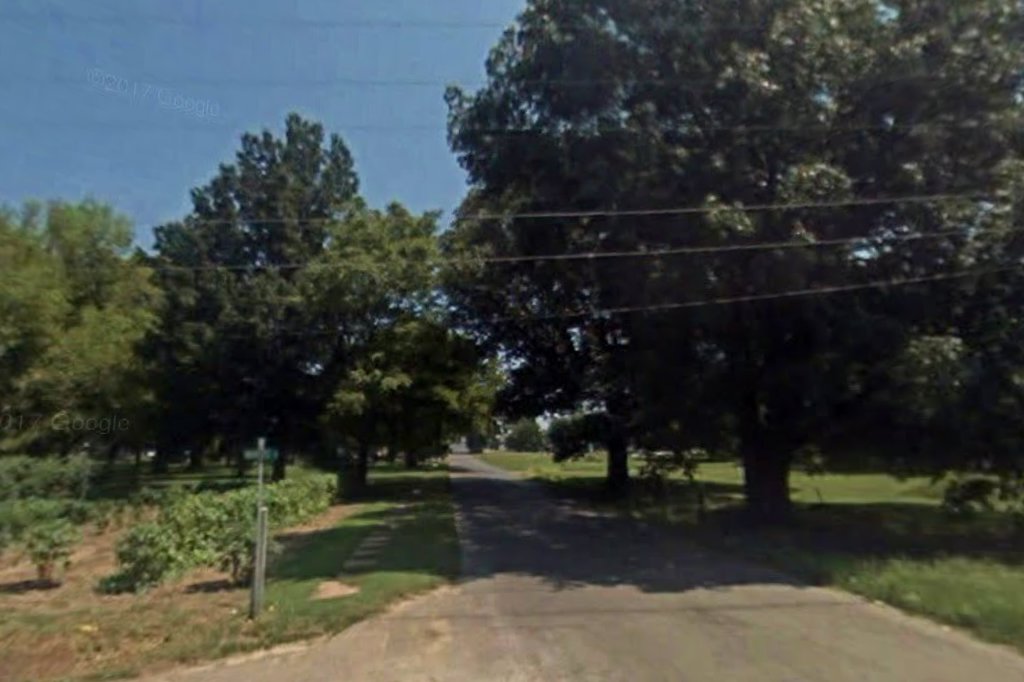 Prairie Grove Apartments