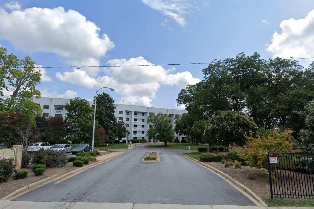 Heritage Court Apartments