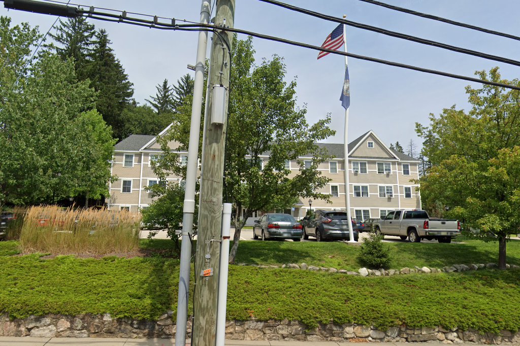 Derryfield Village