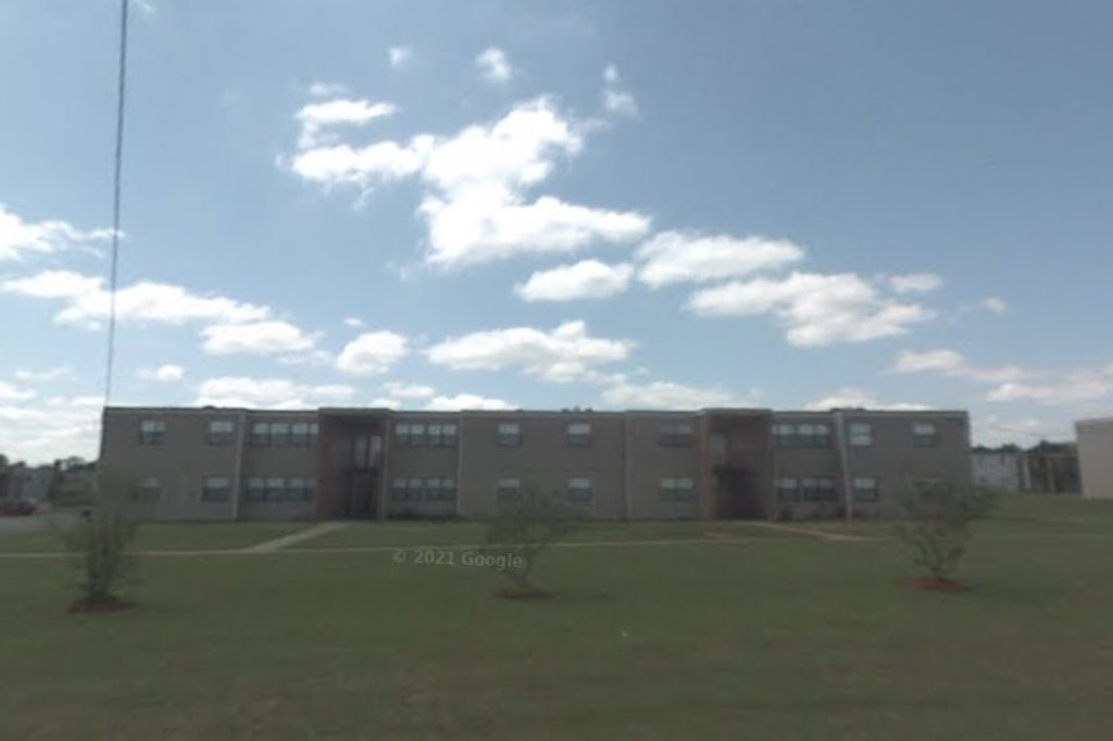 Lakeview Apartments