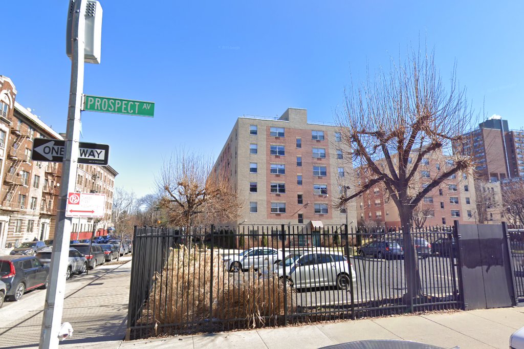 Belmont Blvd Apartments