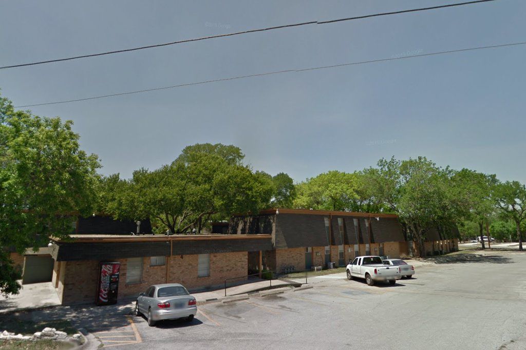 Brookhollow Apartments