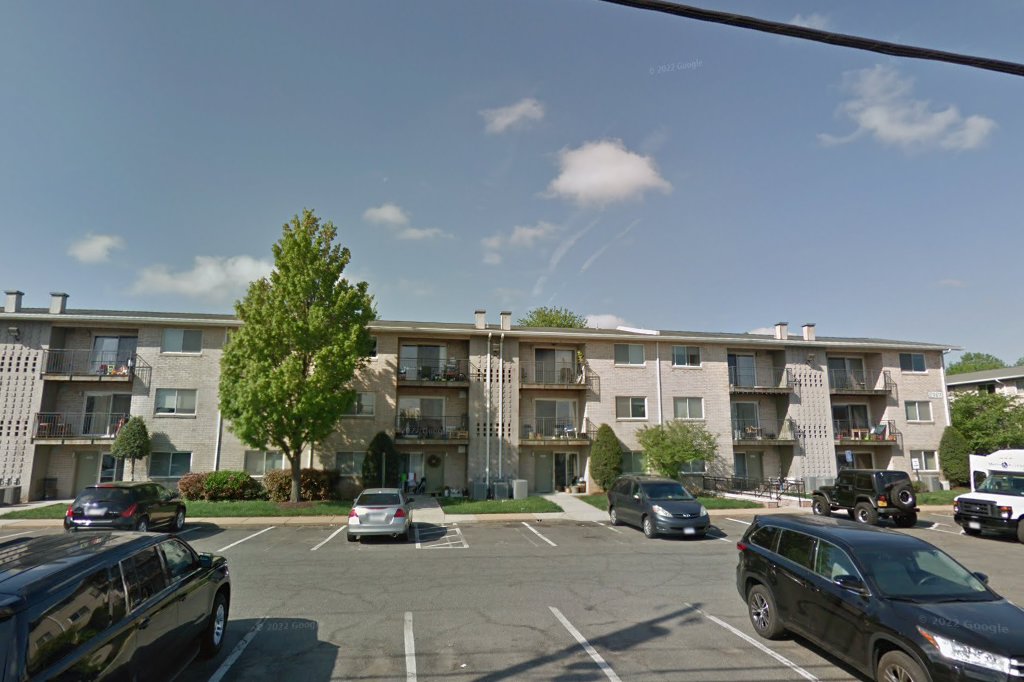 Carousel Court Apartments