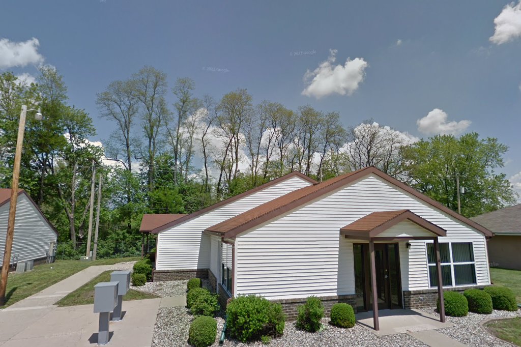 Candlewood Manor Apartments Paris