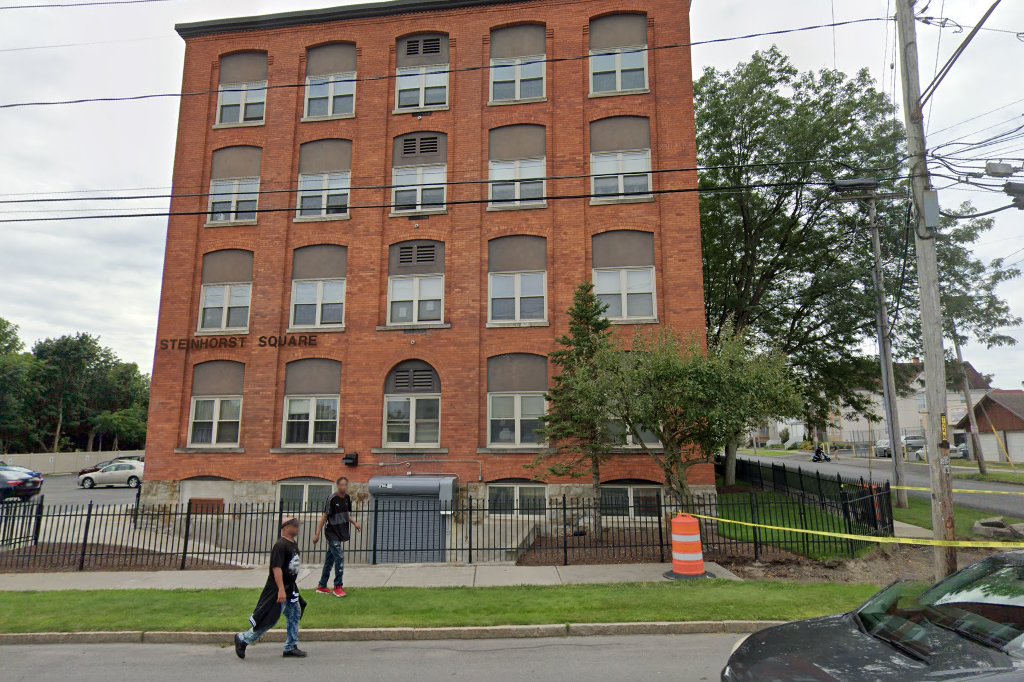 Steinhorst Apts