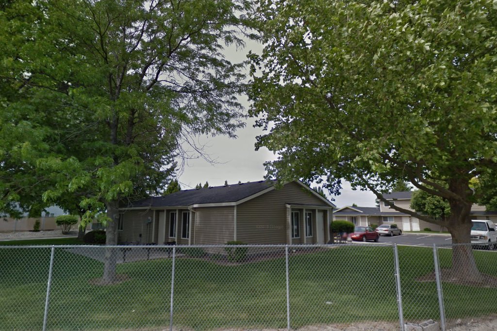 Sunland Park Apartments